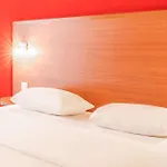 Plaza Premium 4* 카를스루에
