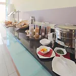 Plaza Premium 4* 카를스루에