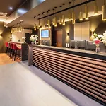 호텔 Plaza Premium 4*