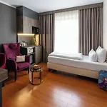 Plaza Premium 호텔
