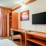 Plaza Premium 호텔 4*