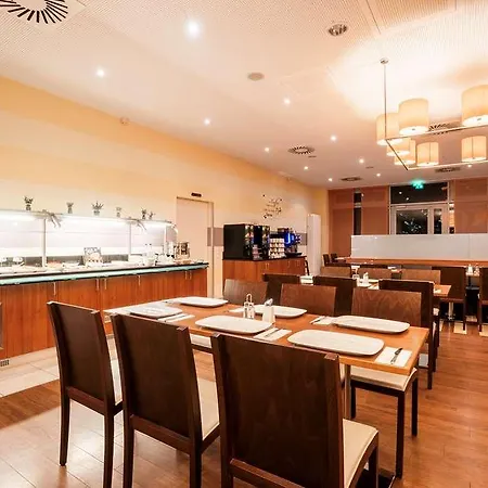 Plaza Premium فندق كارلسروه