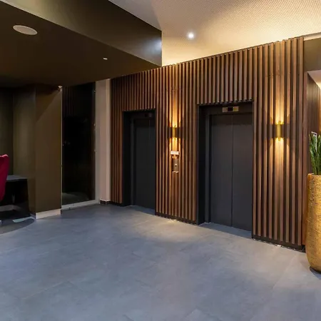 Plaza Premium Otel Karlsruhe