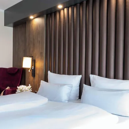 Hotel Plaza Premium