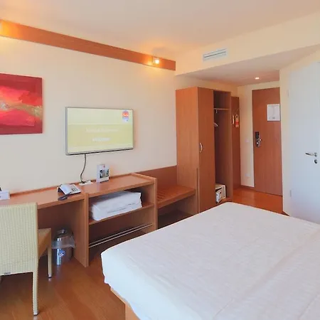 Plaza Premium 4* Καρλσρούη