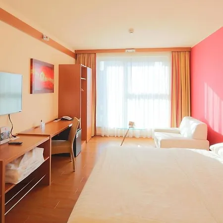 Plaza Premium Ξενοδοχείο 4*